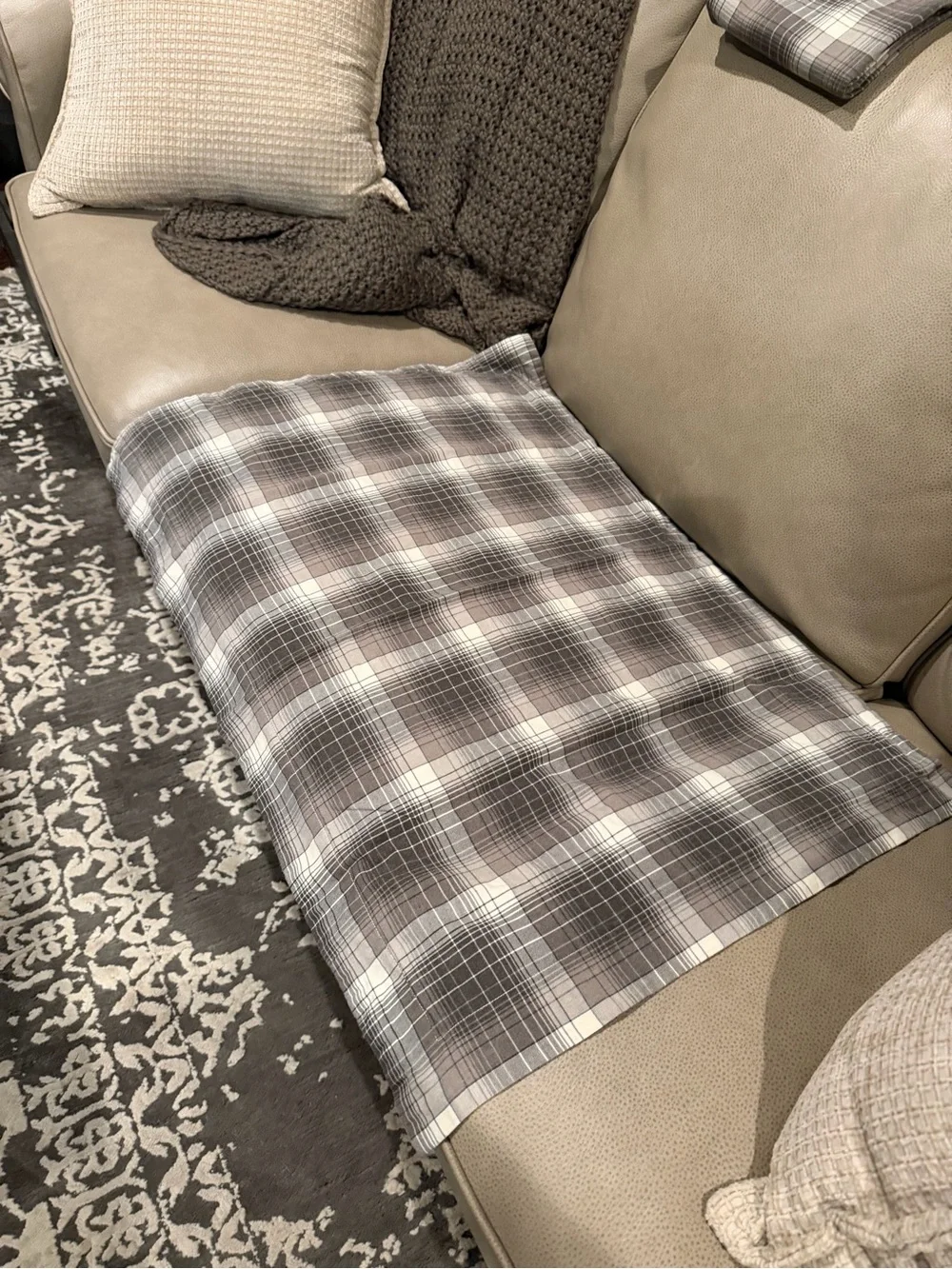 Ralph Lauren Hoxton Jackson Grey Cream Plaid Pillow Sham Standard set of 2